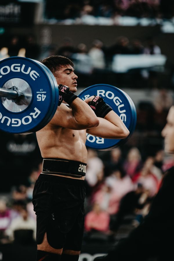 Cameron catching a clean at competition